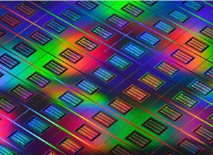 惠普发布革命性计算机架构 内存与硬盘合二为一的软硬件革新